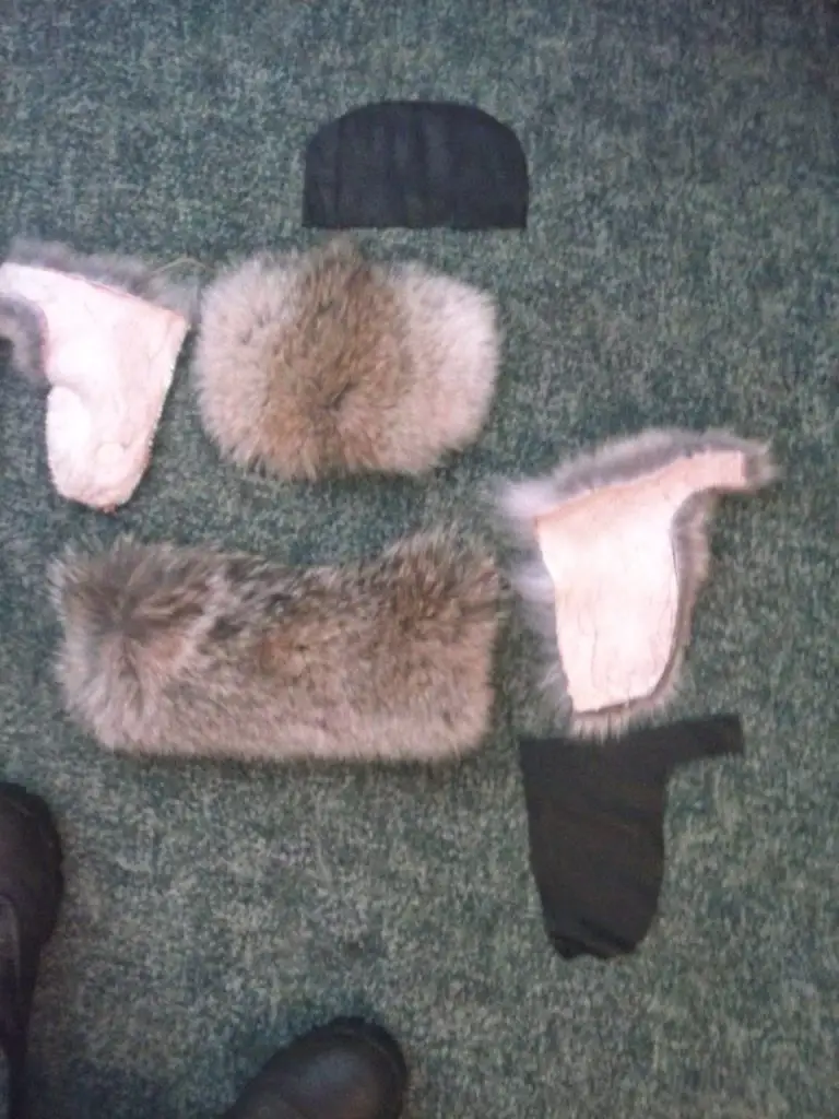How to make a fur hat from a coyote pelt